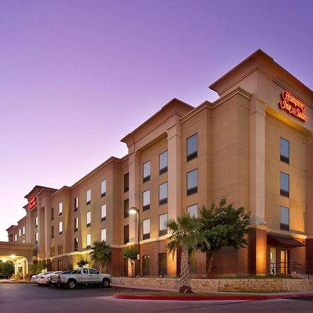 Hampton Inn And Suites San Antonio Airport Eksteriør billede
