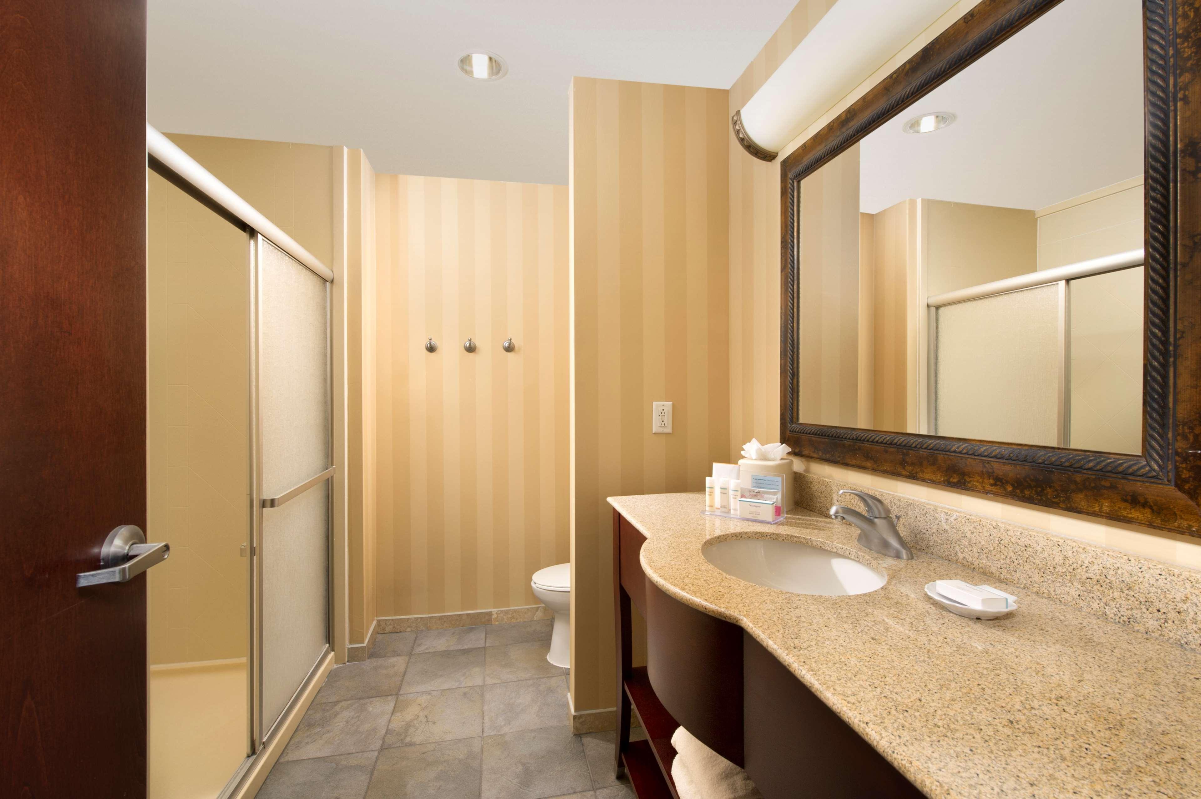Hampton Inn And Suites San Antonio Airport Eksteriør billede