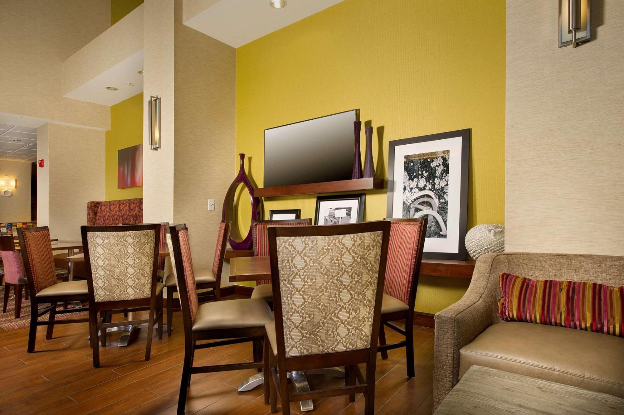 Hampton Inn And Suites San Antonio Airport Eksteriør billede