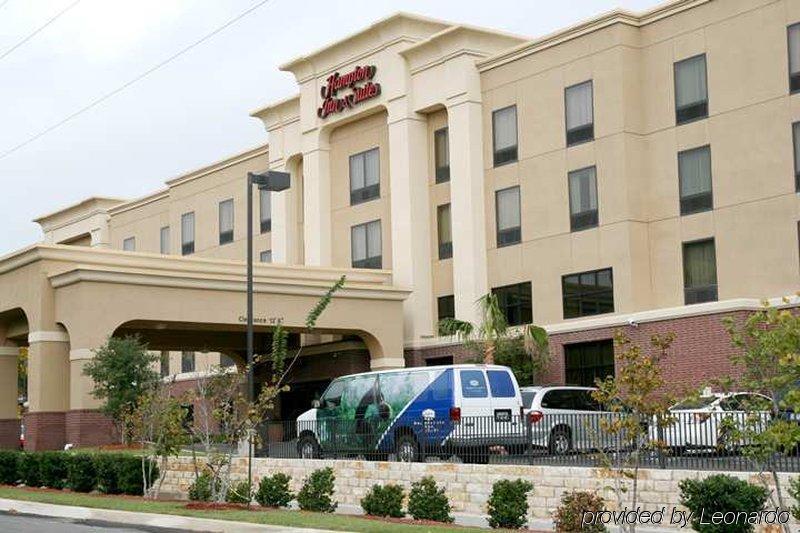 Hampton Inn And Suites San Antonio Airport Eksteriør billede