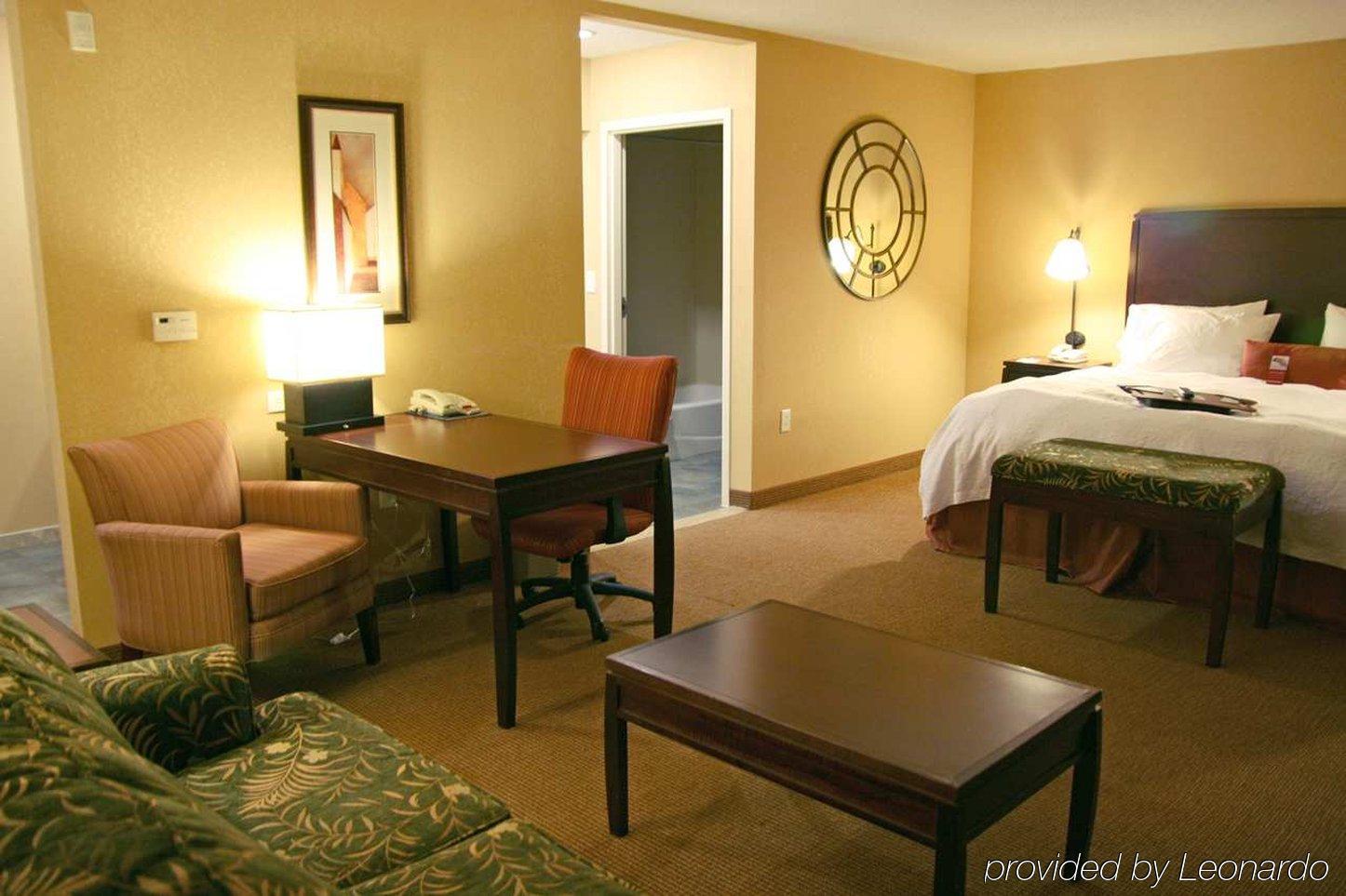 Hampton Inn And Suites San Antonio Airport Værelse billede